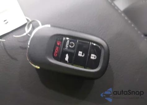 2025 Honda Civic Hybrid Sport Touring z USA, uszkodzony, nr VIN 19XFL4H98SE016565